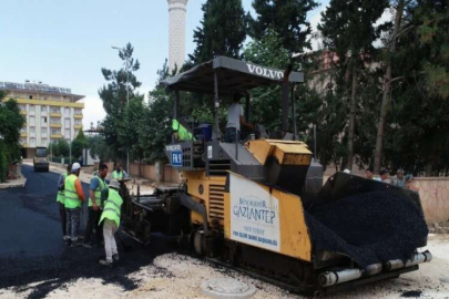 Büyükşehir yolları yeniliyor