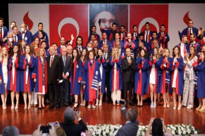 SANKO Üniversitesi Tıp Fakültesinde mezuniyet coşkusu