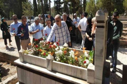 Basın şehidi Kemal Bağcı mezarı başında anıldı