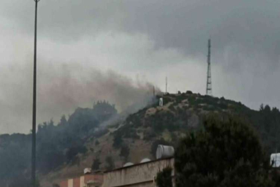 İtfaiyenin müdahale edemediği yangına yağmur yetişti