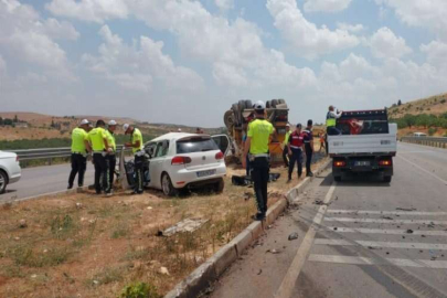 Asfalt döküm kamyonu ile otomobil çarpıştı: 1 ölü, 1 yaralı