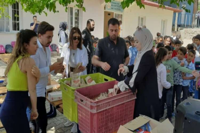 Depremzede öğrencilere Nizip’ten önemli destek