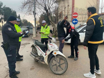 Okul önlerinde asayiş denetimi yapıldı