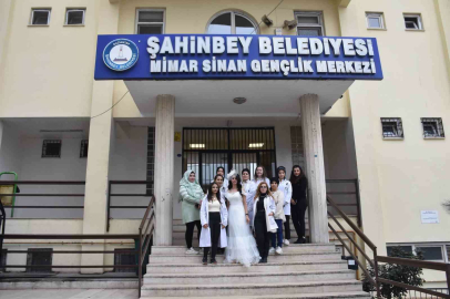 Şahinbey’den yeni evlenen çiftlere düğün hediyesi