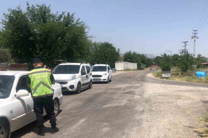 Gaziantep’te jandarma ekipleri bayram tedbirlerini yoğunlaştırdı