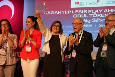 Milli Olimpiyat Komitesi, Fatma Şahin’i Türkiye’nin ilk “Fair Play Annesi” seçti