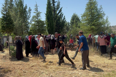 Gölette boğulan 2'si kardeş 3 kişi defnedildi