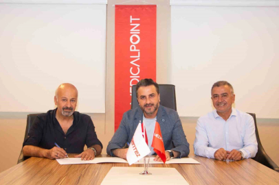 Medical Point, Merinos Voleybol Takımının sağlık sponsoru oldu