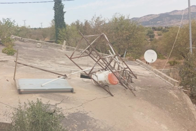 Kilis’te az hasarlı 2 katlı binada göçük meydana geldi