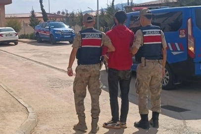 Hırsızlık suçundan 16 yıl cezası bulunan firariyi jandarma yakaladı