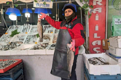 Kilis’in tek kadın balıkçısı dede mesleğini sürdürüyor