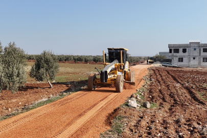 Şahinbey Belediyesi 80 köyün arazi yollarını açtı