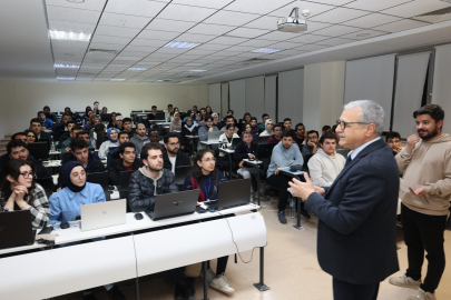 GİBTÜ’de YAZEK 1. Teknoloji Gecesi gerçekleştirildi