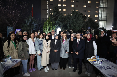 Öğrencilerle sahurda buluştular