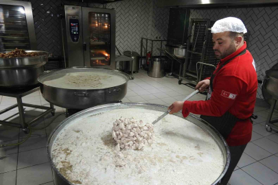 Kızılay’dan sıcak yemek