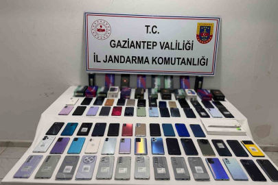 Kaçak telefonlar ele geçirildi